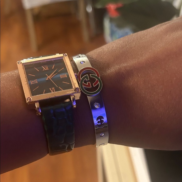 Accessories - Elegant Emerald green & Rose Gold Women's Watch